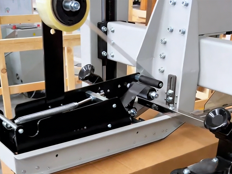 Automatic Box Taping Machine